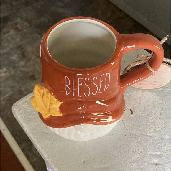 BNWT- 18floz- Fall- Harvest- BELIEVE- Figural Gnome- Hand Painted Ceramic Mug 🍁 - Picture 12 of 17